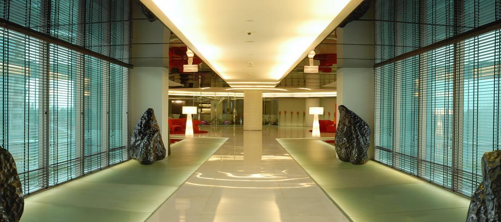 Galaxy Hotel & Spa Gurgaon Eksteriør billede